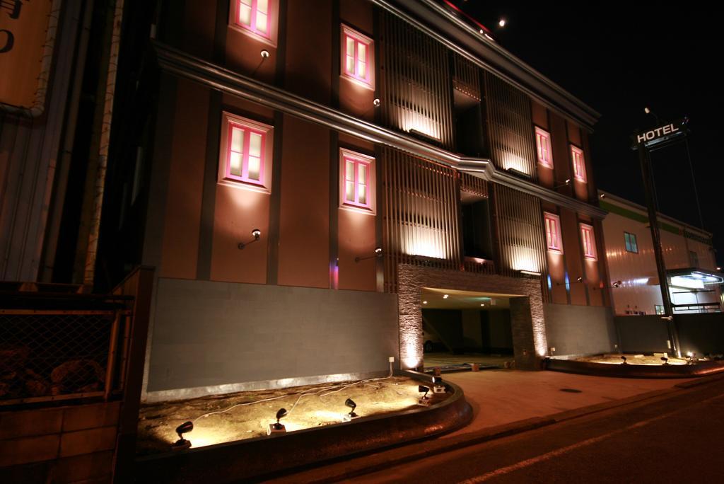ホテル アンジュエトワール 堺 - Adult Only Sakai  Extérieur photo